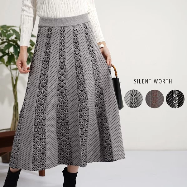 総柄ニットフレアスカート