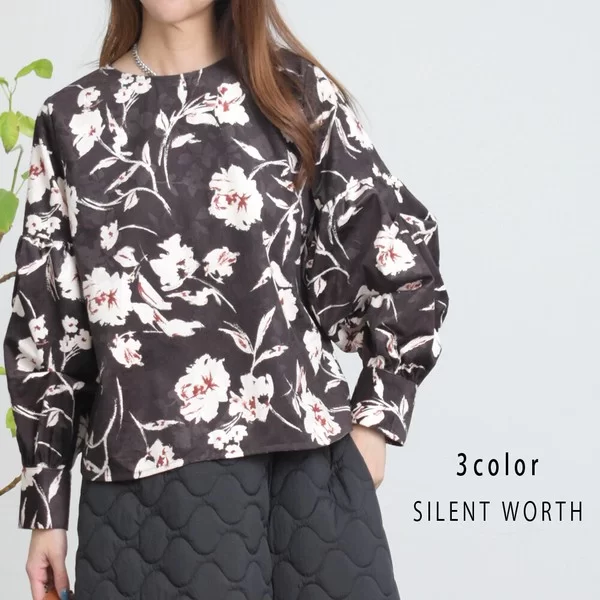 花柄タックスリーブプルオーバー