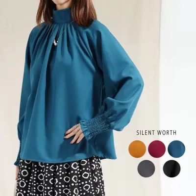 タックブラウス